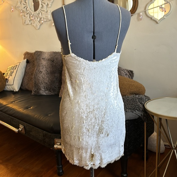 Women’s Free People white/gold sequin mini dress, size Small - Picture 5 of 8